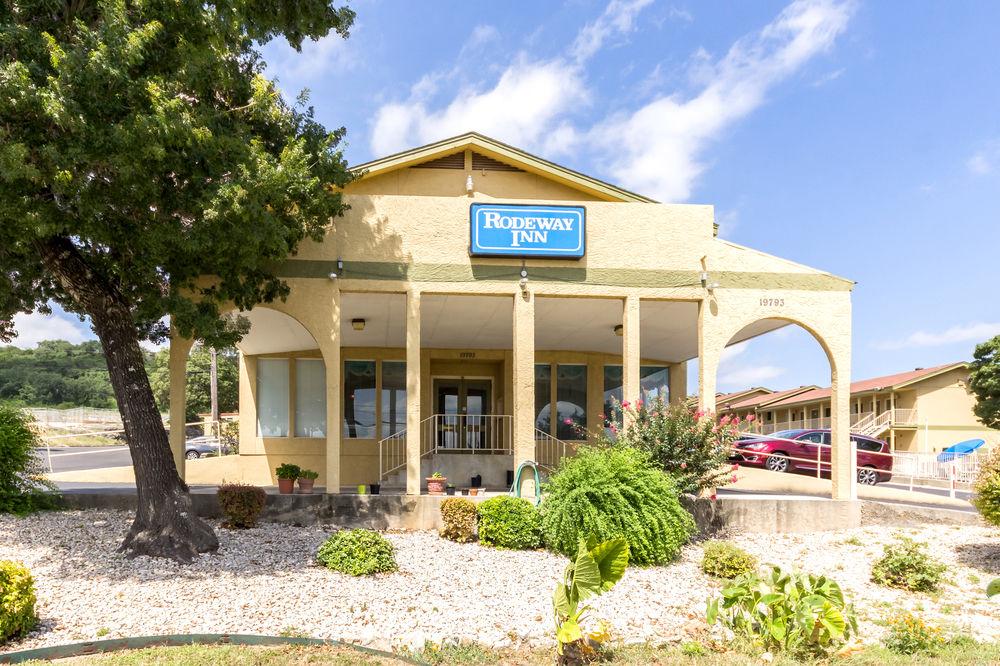 Hillview Inn At Six Flags Fiesta 圣安东尼奥 外观 照片