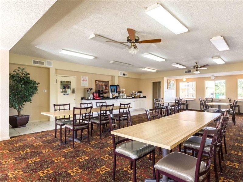 Hillview Inn At Six Flags Fiesta 圣安东尼奥 外观 照片