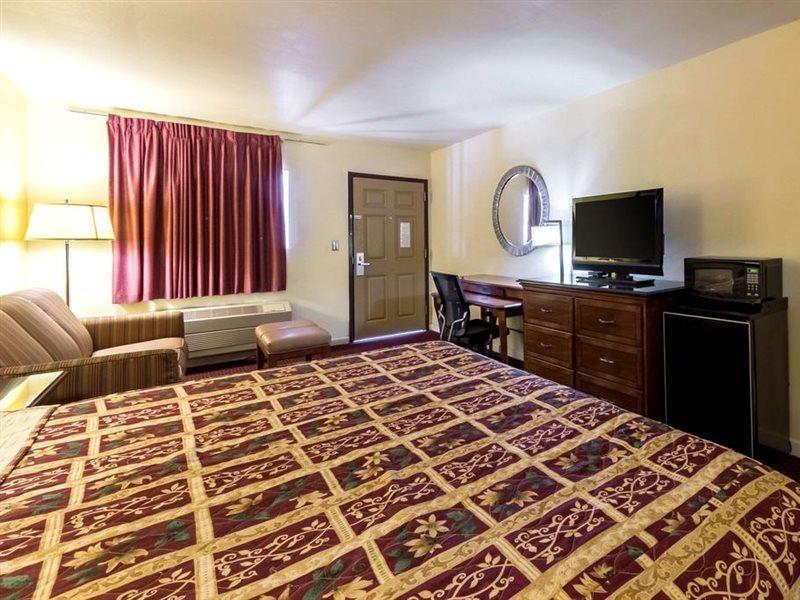 Hillview Inn At Six Flags Fiesta 圣安东尼奥 外观 照片