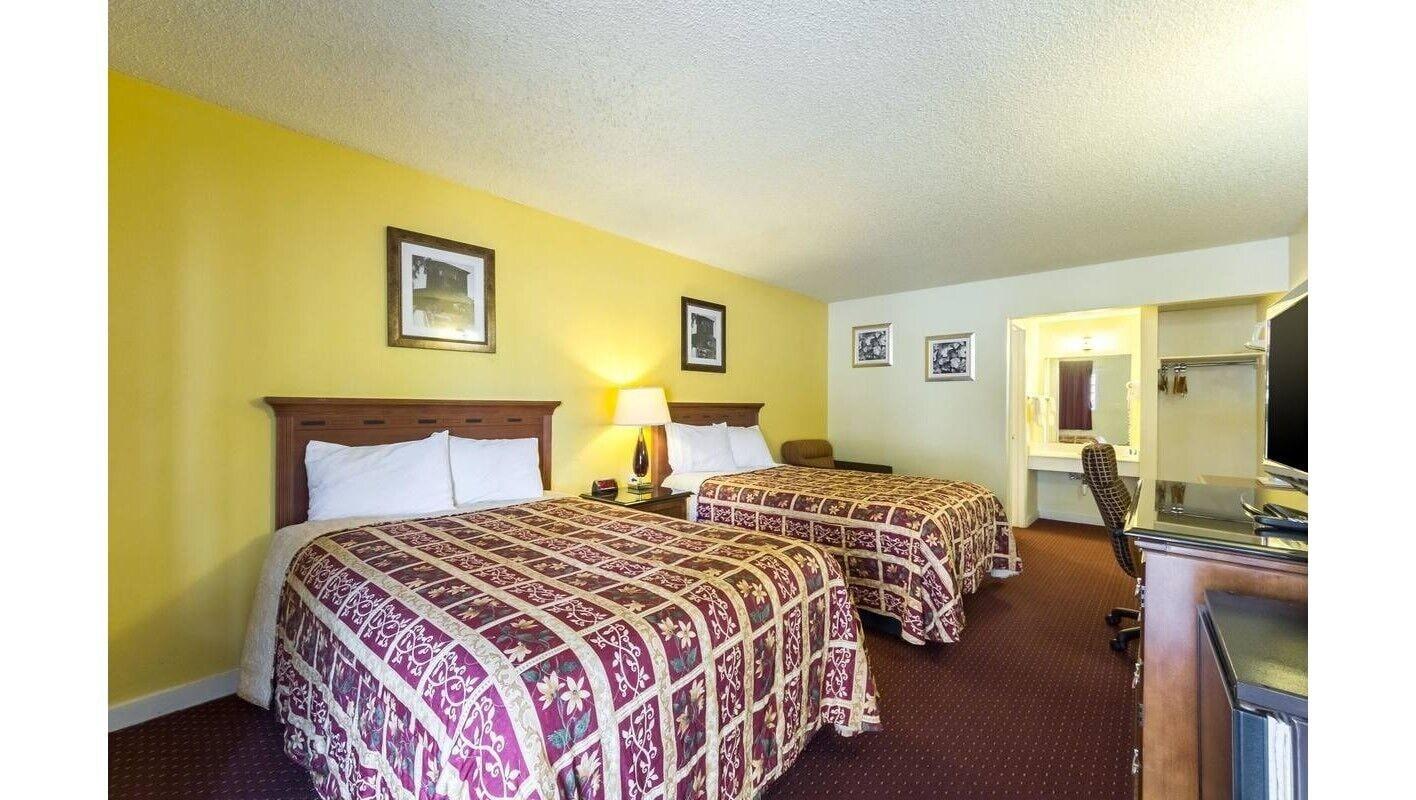 Hillview Inn At Six Flags Fiesta 圣安东尼奥 外观 照片